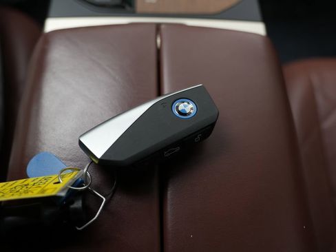 Used 2023 BMW iX xDrive50 w/ Premium Package AWD/4WD image 69