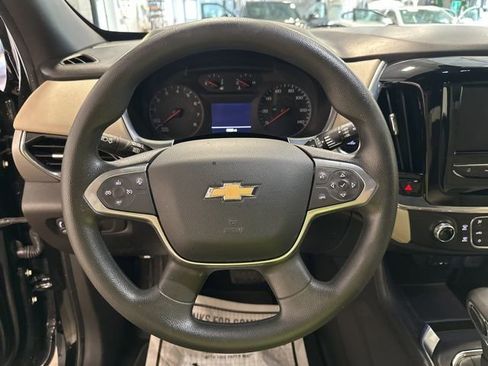 Used 2023 Chevrolet Traverse LS w/ Safety Package FWD image 16