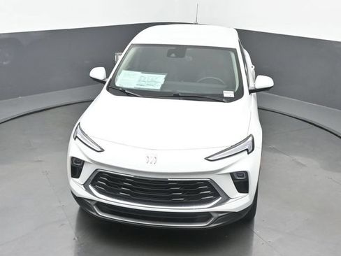 Used 2024 Buick Encore GX Preferred w/ Comfort Package FWD image 38
