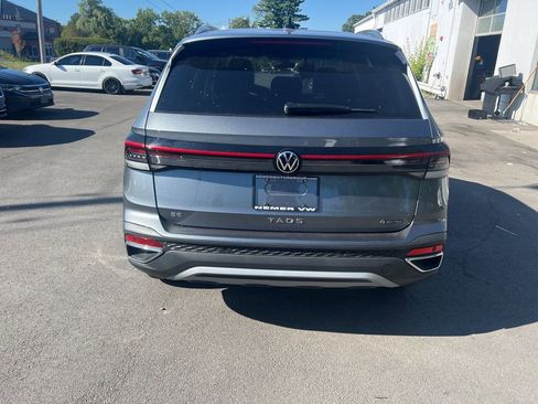 New 2025 Volkswagen Taos SE image 7