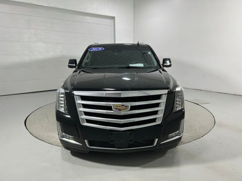 Used 2019 Cadillac Escalade ESV Premium Luxury AWD/4WD image 18