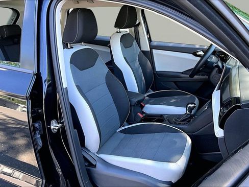 Used 2025 Volkswagen Taos S FWD image 19