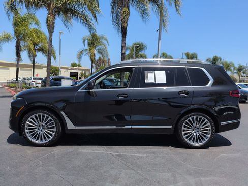 Certified 2024 BMW X7 xDrive40i AWD/4WD image 7