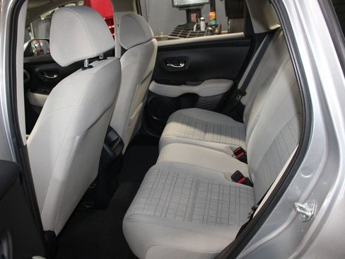 Used 2024 Honda HR-V LX image 17