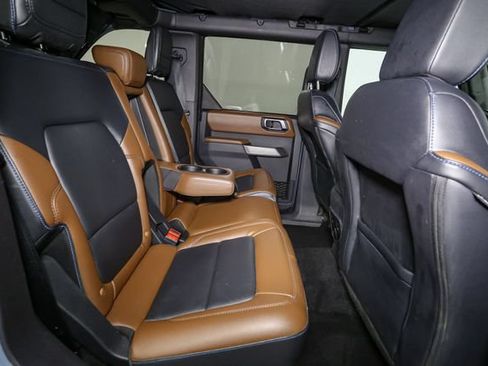 Used 2022 Ford Bronco Outer Banks AWD/4WD image 16