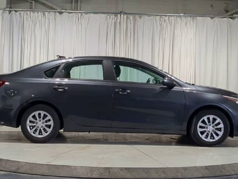 Used 2022 Kia Forte Sedan FWD image 11