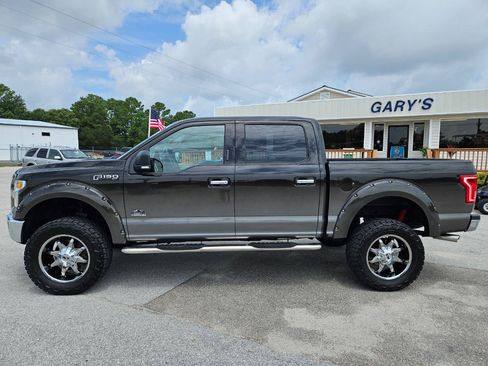 Used 2016 Ford F150 XLT w/ Equipment Group 302A Luxury AWD/4WD image 3