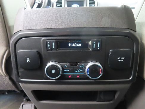 Used 2019 Ford Expedition Limited w/ Equipment Group 302A AWD/4WD image 11