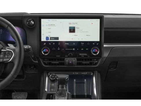 Used 2024 Lexus GX 550 w/ Cold Area Package AWD/4WD image 9