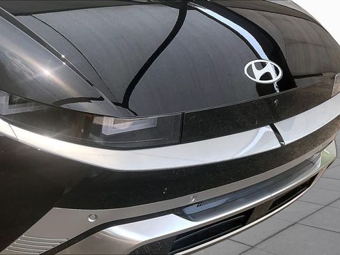 Certified 2026 Hyundai Ioniq 5 Limited RWD image 29