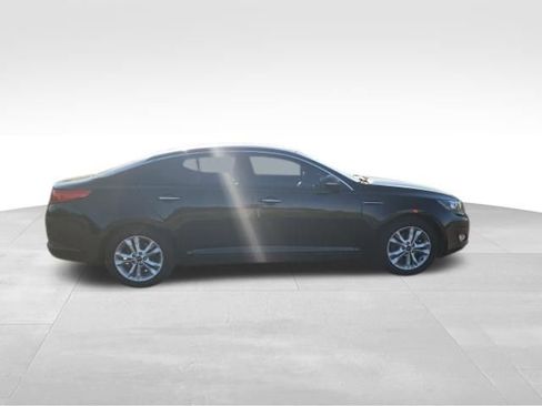 Used 2011 Kia Optima EX w/ Premium Pkg FWD image 2