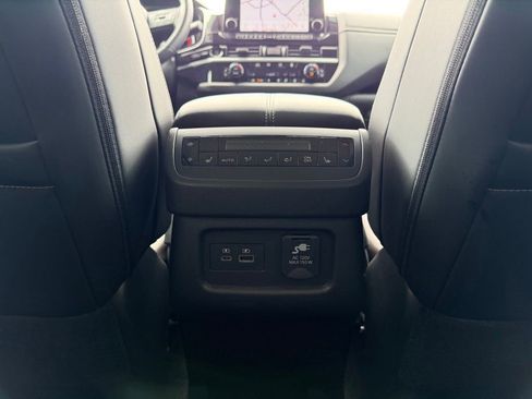 Used 2025 Nissan Pathfinder Platinum w/ Cargo Package FWD image 30