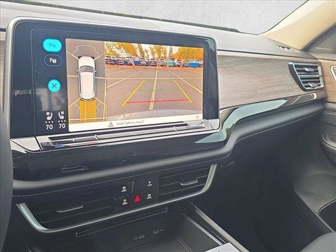 New 2026 Volkswagen Atlas SEL Premium R-Line image 13