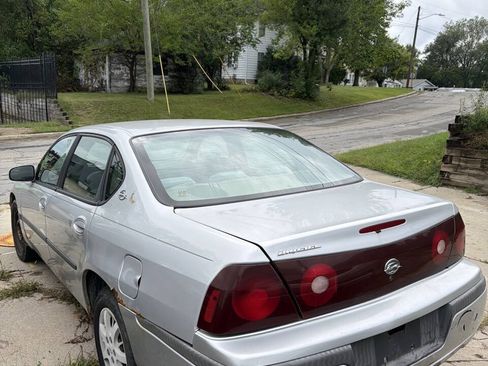 Used 2002 Chevrolet Impala w/ Preferred Equipment Group FWD image 1