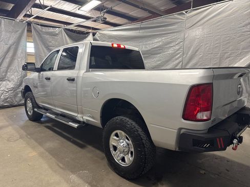 Used 2017 RAM 2500 Tradesman w/ Chrome Appearance Group image 3