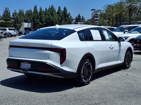 Certified 2025 Kia K4 EX FWD image 4