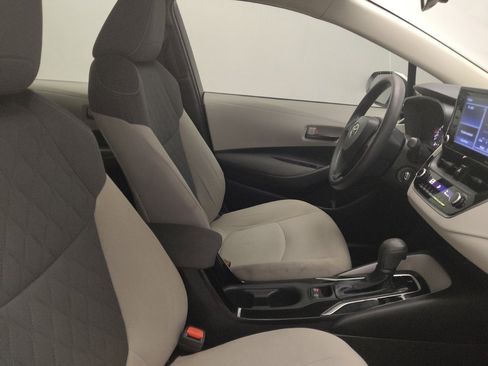 Used 2022 Toyota Corolla LE FWD image 21