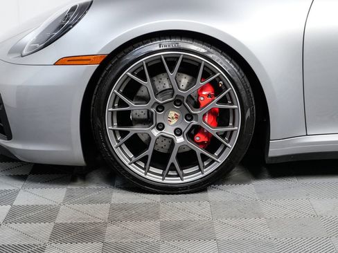 Certified 2022 Porsche 911 Carrera 4S image 29