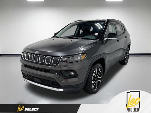 Used 2022 Jeep Compass Limited AWD/4WD image 1