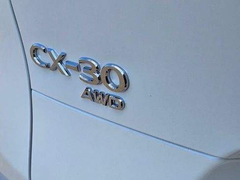 Certified 2025 MAZDA CX-30 2.5 Turbo w/ Premium Package AWD/4WD image 9