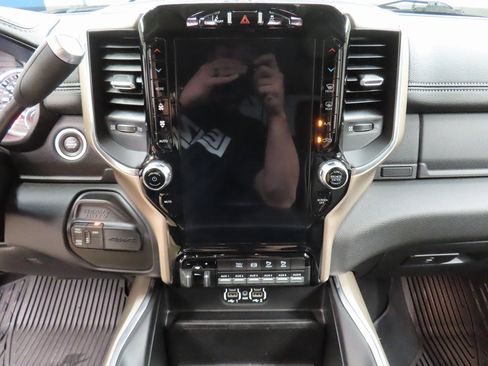 Used 2022 RAM 2500 Laramie image 13