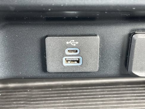 Used 2023 Ford F350 XLT w/ 360-Degree Camera Package AWD/4WD image 33