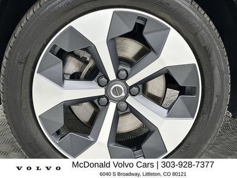 Certified 2024 Volvo XC40 B5 Plus w/ Protection Package Premier AWD/4WD image 10