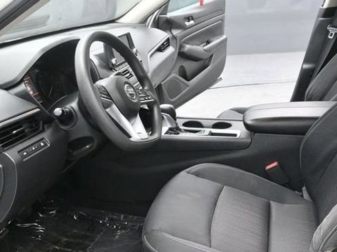 Used 2021 Nissan Altima 2.5 S FWD image 18