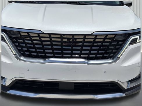Used 2022 Kia Carnival SX Prestige FWD image 12