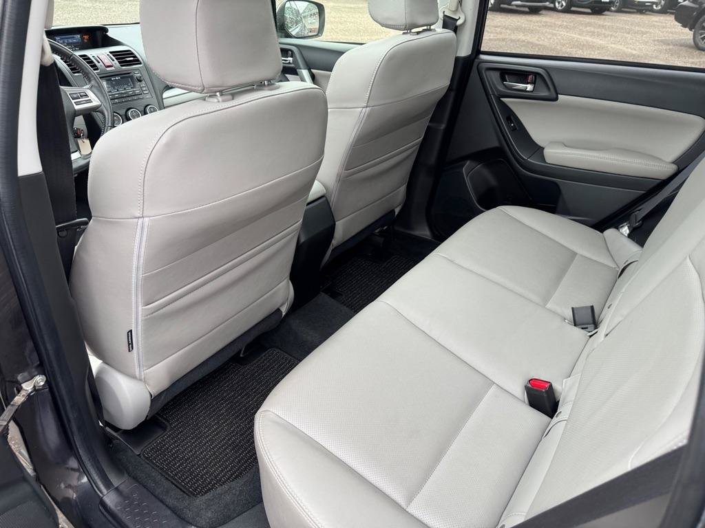 Used 2014 Subaru Forester 2.5i Limited AWD/4WD image 18