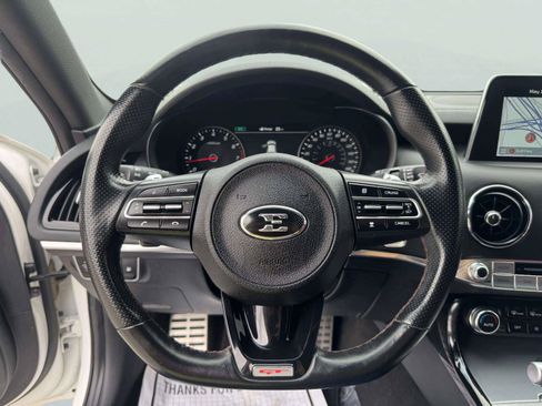 Used 2021 Kia Stinger GT1 RWD image 22