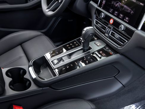 New 2026 Porsche Macan S AWD/4WD image 56