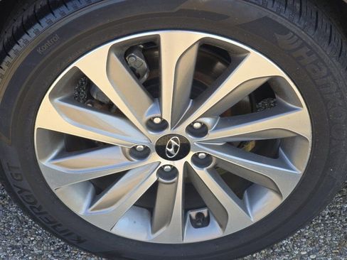 Used 2016 Hyundai Sonata Sport w/ Cargo Package FWD image 8