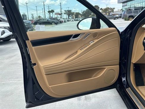 Used 2025 Genesis G80 2.5T AWD/4WD image 9