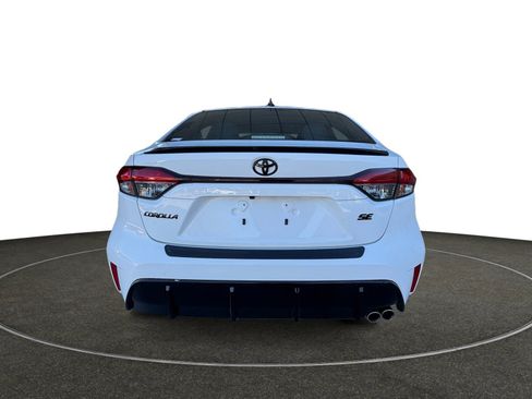 Used 2024 Toyota Corolla Sedan w/ SE Convenience Package image 5
