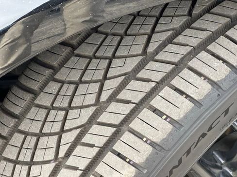 Used 2024 Toyota GR86 Premium image 10