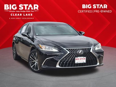 Used 2025 Lexus ES 300h w/ Premium Package