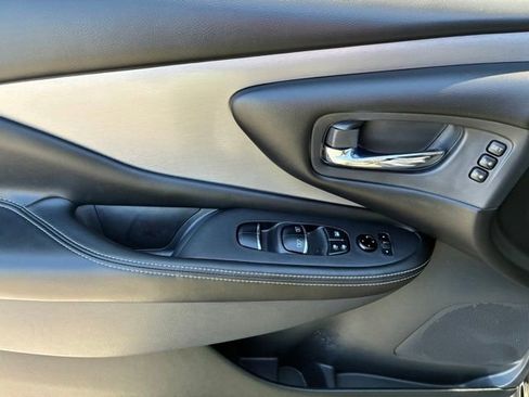 Certified 2023 Nissan Murano SL w/ SL Moonroof Package FWD image 11