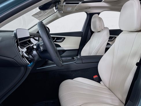 New 2026 Mercedes-Benz E 450 4MATIC Sedan image 16