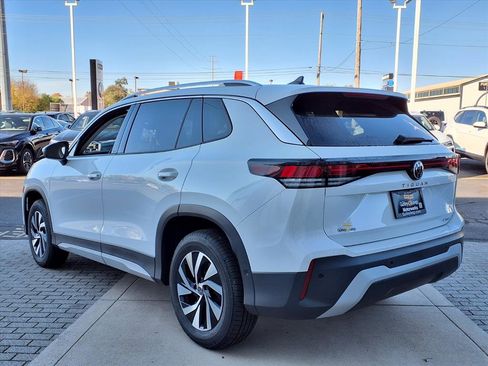 New 2025 Volkswagen Tiguan S image 7