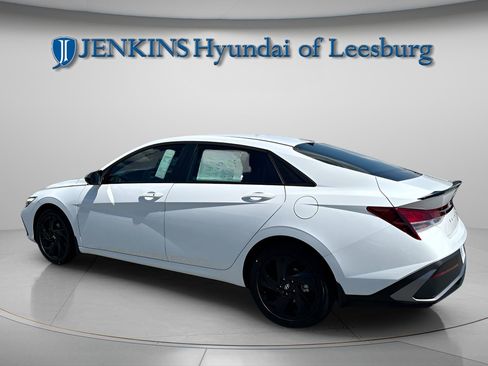 New 2026 Hyundai Elantra Sport image 9