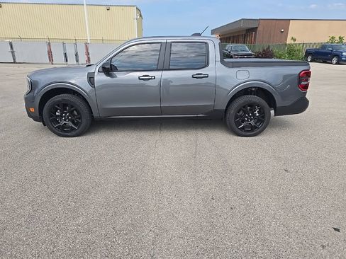 Used 2025 Ford Maverick Lariat w/ Black Appearance Package AWD/4WD image 5