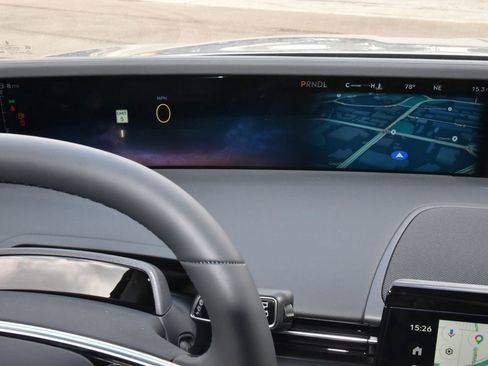 New 2026 Lincoln Nautilus Reserve AWD/4WD image 25