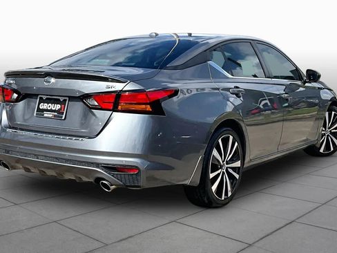 Certified 2021 Nissan Altima 2.5 SR image 12