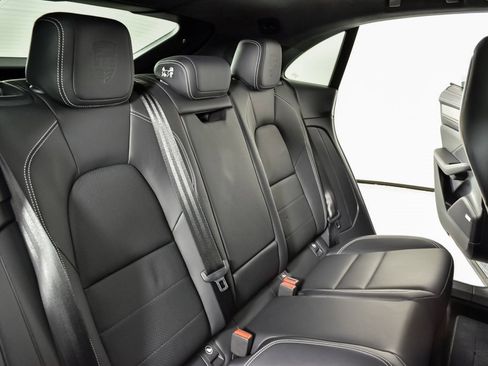 Certified 2025 Porsche Macan Turbo Electric image 20