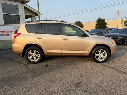 Used 2012 Toyota RAV4 4WD w/ Upgrade Value Pkg image 6