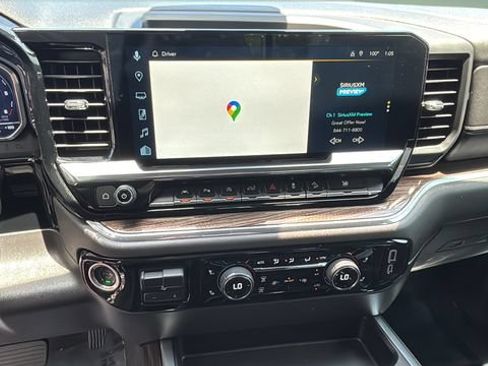 Used 2024 Chevrolet Silverado 1500 LT Trail Boss w/ Convenience Package II AWD/4WD image 27