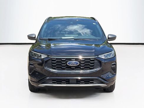 Used 2024 Ford Escape ST-Line w/ Tech Pack #1 AWD/4WD image 2