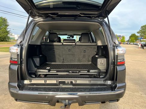 Used 2021 Toyota 4Runner Limited image 19
