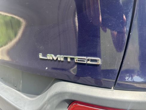 Used 2014 Jeep Cherokee Limited AWD/4WD image 8